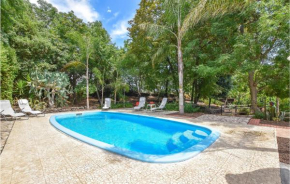 Cozy Home In Santa Venerina With Kitchen Santa Venerina